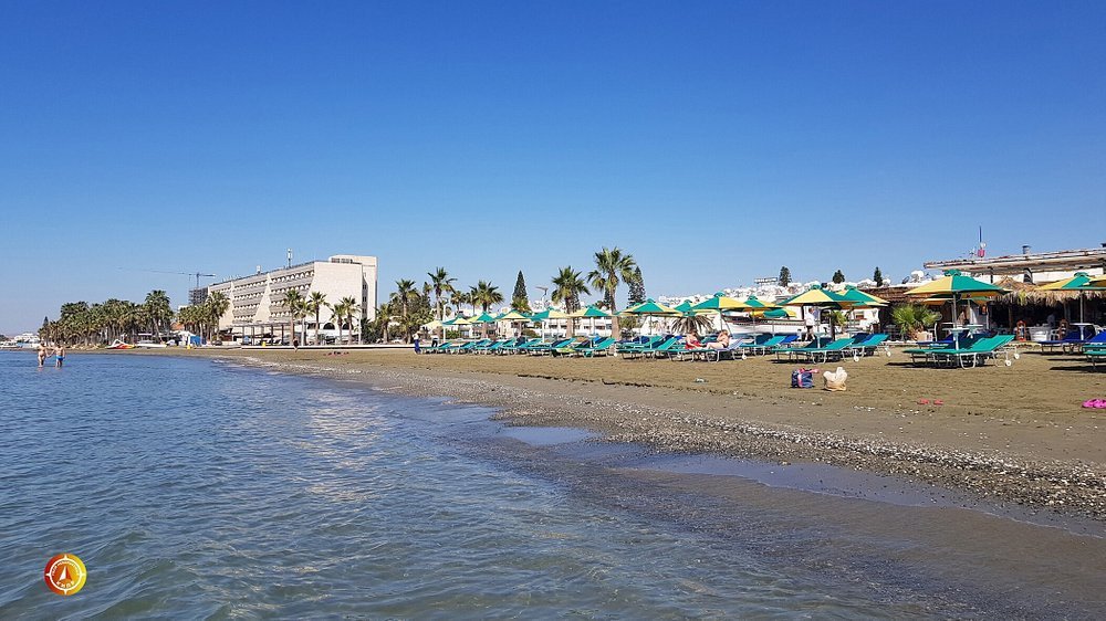 Anlagevilla (3+1 Zimmer) mit lebenslanger Renditegarantie von 5 bis 7 %, großem Grundstück und Swimmingpool