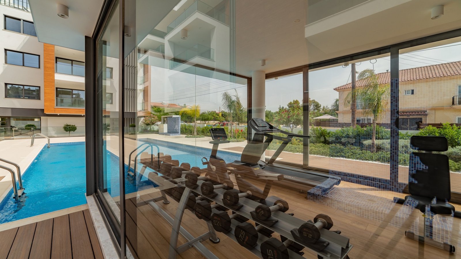 Luxuriöses Penthouse mit 4 Schlafzimmern in einer prestigeträchtigen Anlage, nur 350 m vom Strand entfernt, Limassol, Zypern