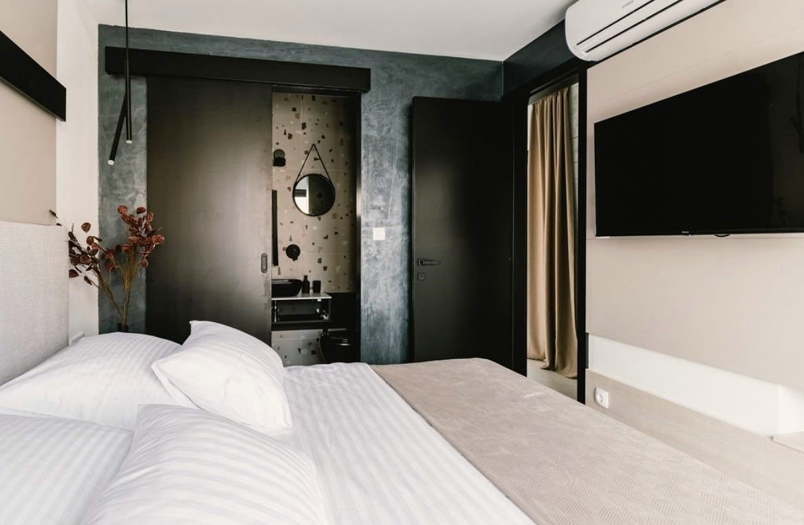 Designvilla mit Pool und Sauna, 350 m vom Meer entfernt, Šibenik