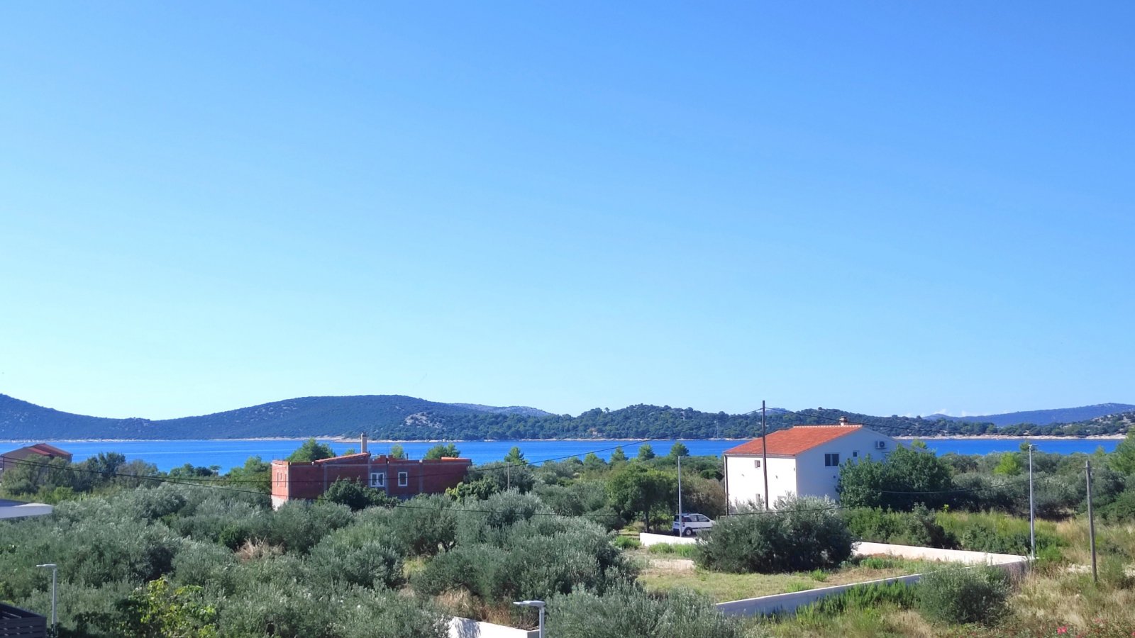 Modernes Apartment mit Meerblick, 400 m vom Strand von Vodice entfernt.