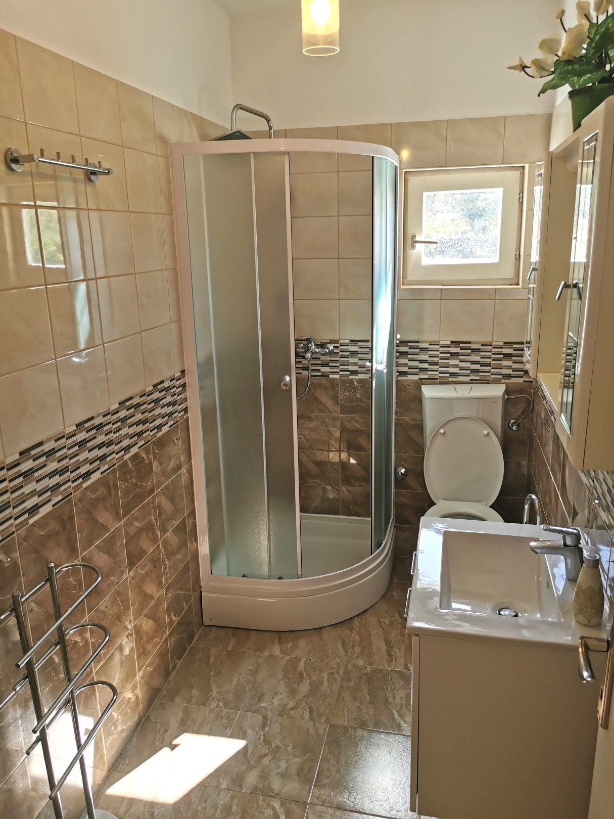 Wyjątkowy dom na plaży, bezpośredni dostęp do morza i panoramiczne widoki w Slatinie, Čiovo, Chorwacja