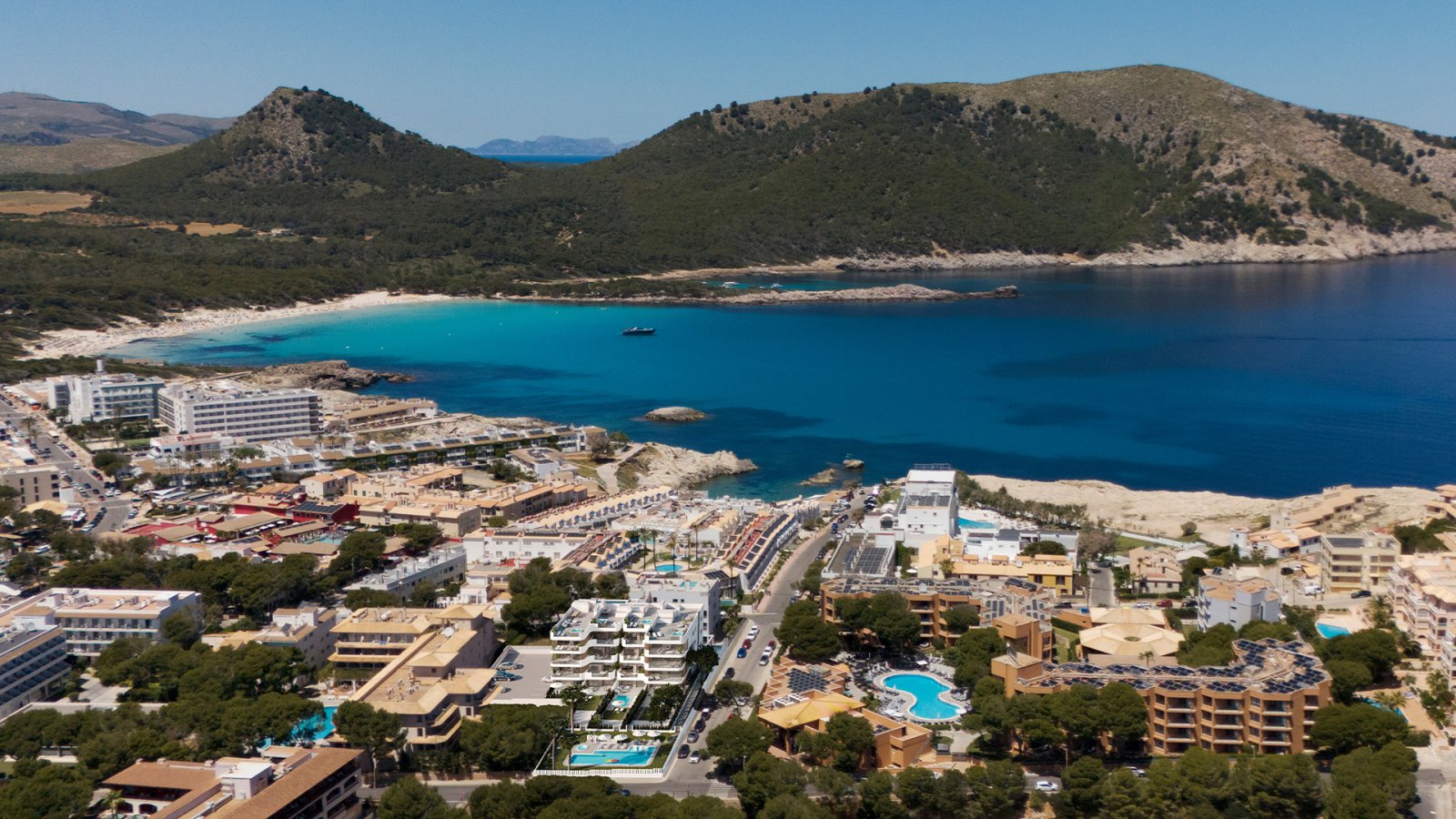 Premium-Apartment im Herzen Mallorcas – luxuriöse Apartments nur 250 Meter vom Meer entfernt mit privatem Garten