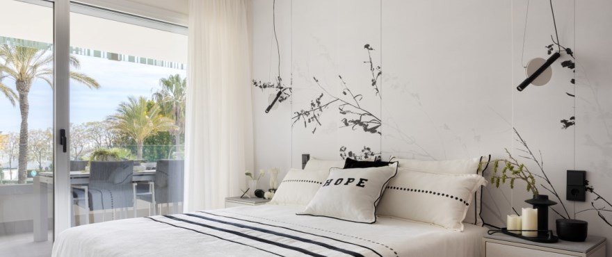 Premium-Apartment in einer erstklassigen Anlage direkt am Meer in Marbella – modernes Design und erstklassige Qualität.