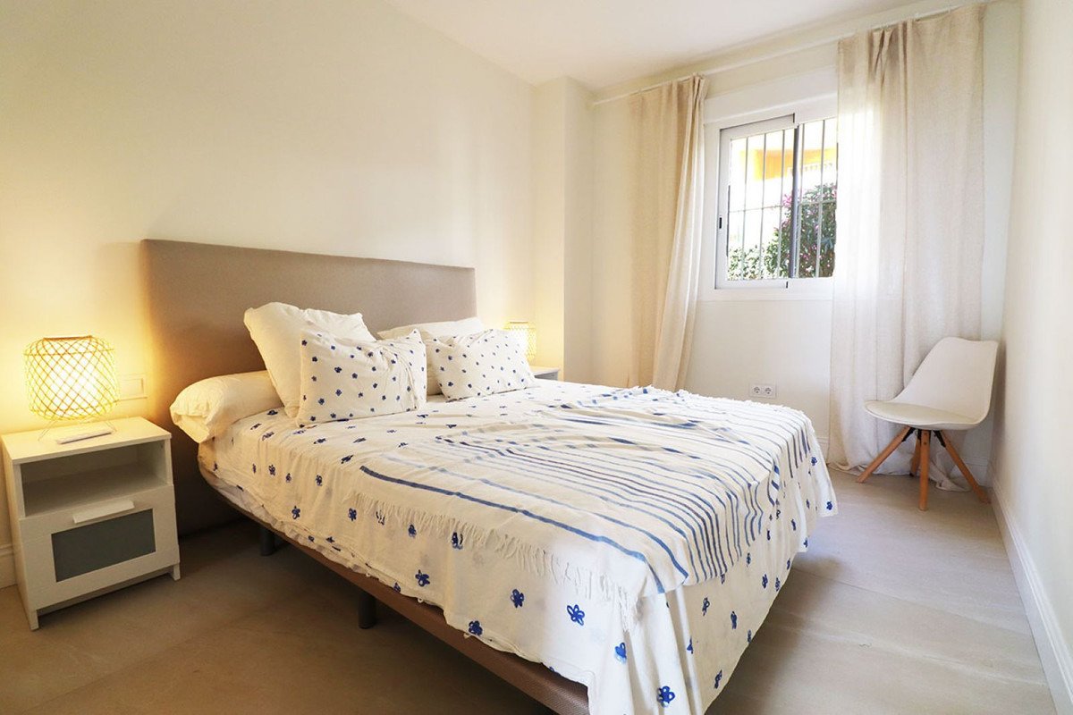 Luxusapartment mit atemberaubendem Meerblick in Cabopino, Marbella