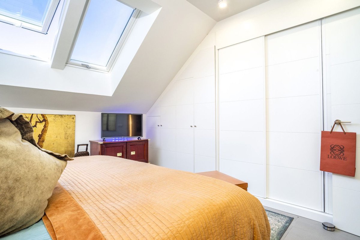 Exklusives, modernes 2-Zimmer-Apartment in Manila mit atemberaubendem Meerblick