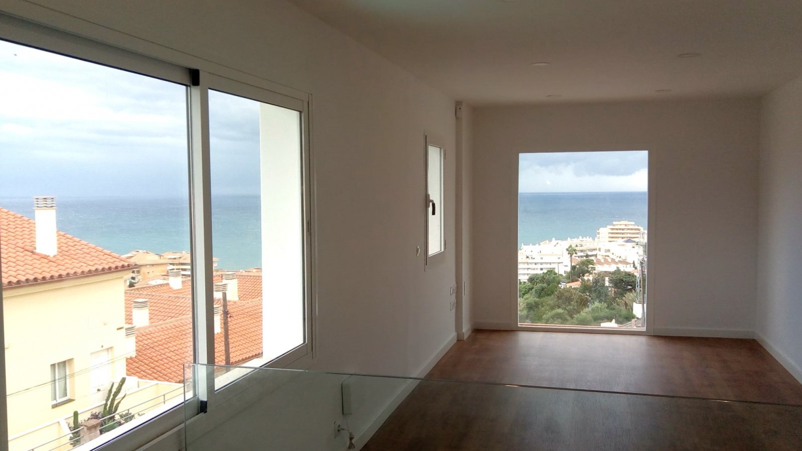 Exklusives Haus mit Meerblick – 500 Meter vom Strand entfernt, Fuengirola, Málaga