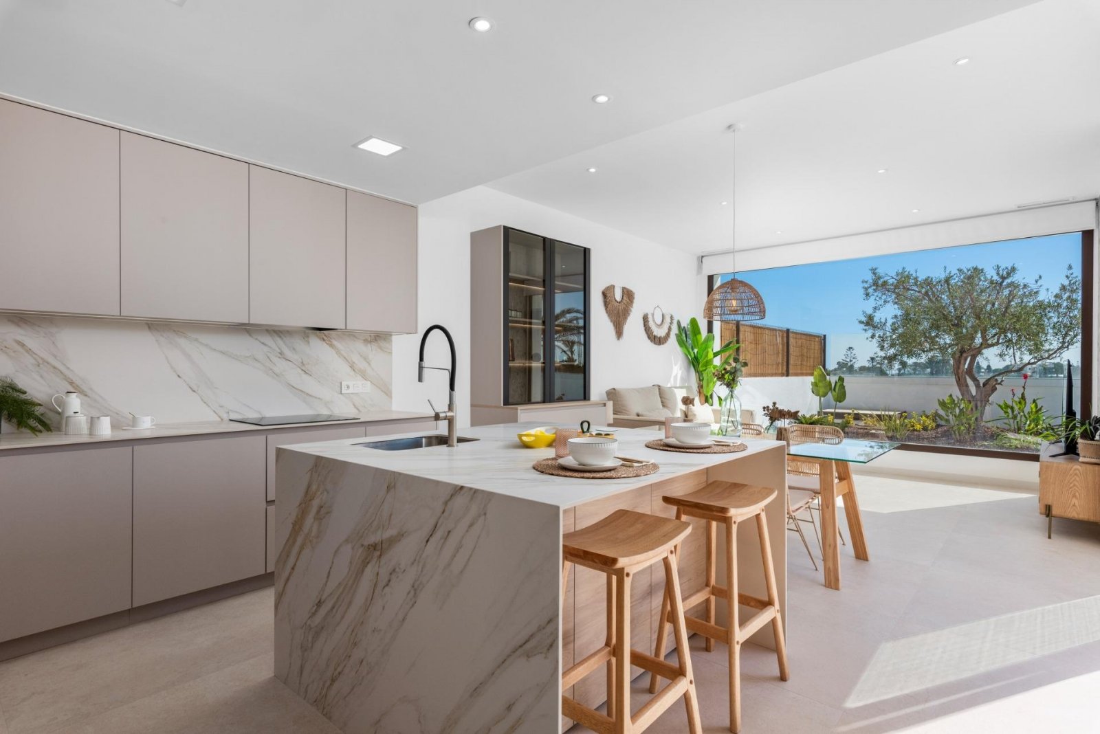 Moderne Villa mit privatem Pool am Golfplatz – Los Alcázares