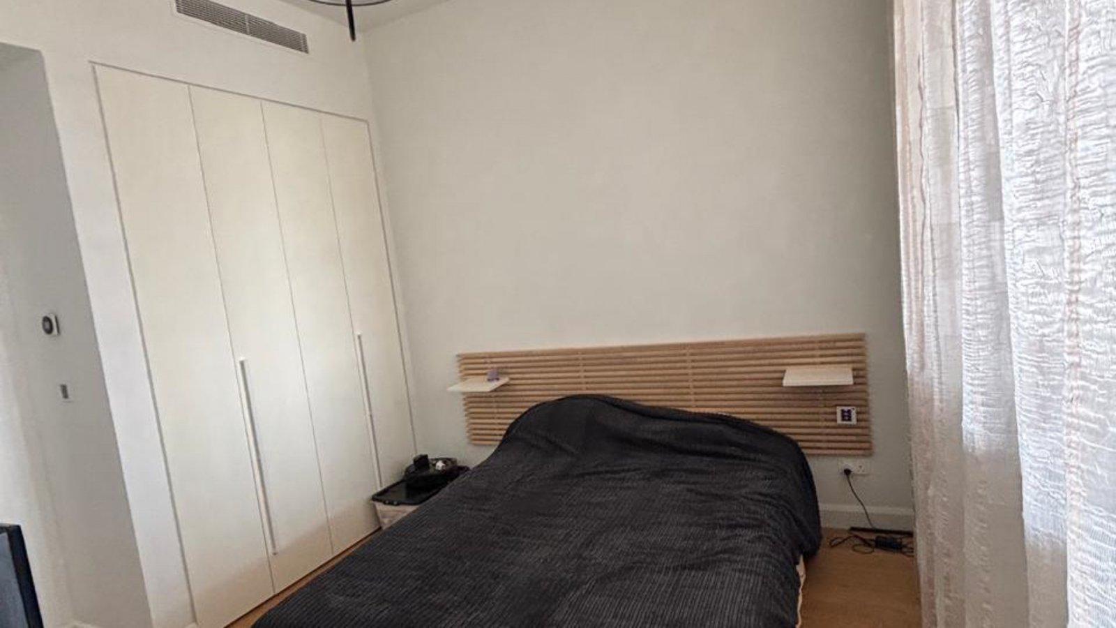 Luxuriöses Apartment mit vier Schlafzimmern → nur wenige Gehminuten vom Strand entfernt → Limassol