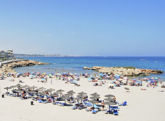 Modernes Apartment am rosafarbenen See, nur wenige Minuten vom Meer entfernt und in der Nähe von renommierten Golfplätzen.