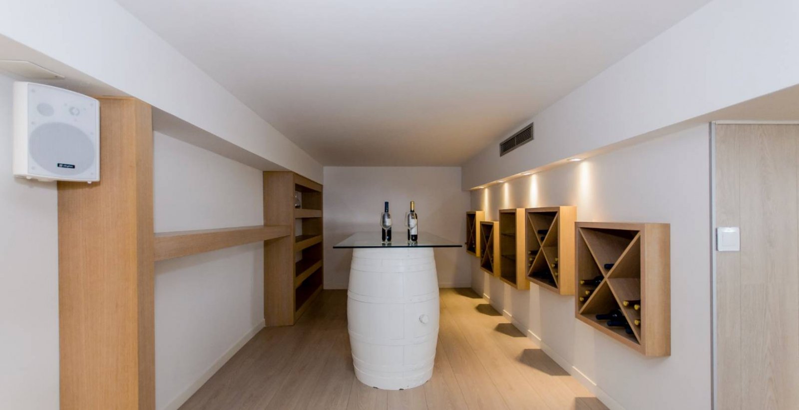 Exklusive Villen → 300 m vom Meer entfernt, privater Pool und Garage → Orihuela