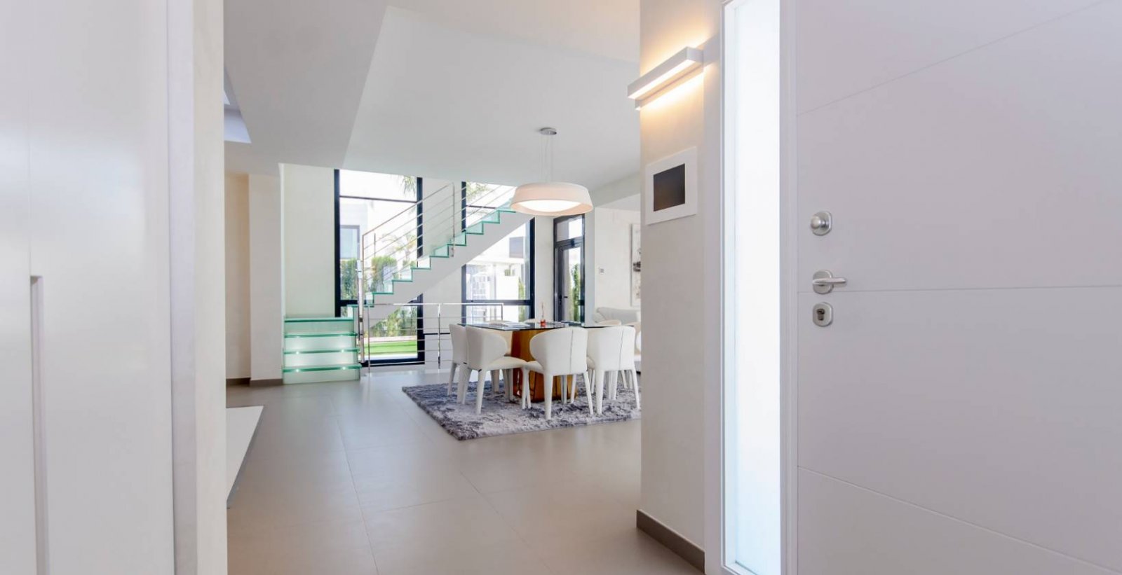 Exklusive Villen → 300 m vom Meer entfernt, privater Pool und Garage → Orihuela