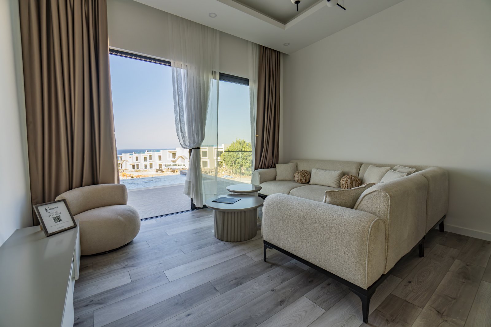 Wunderschöne Apartments mit Meer- und Bergblick