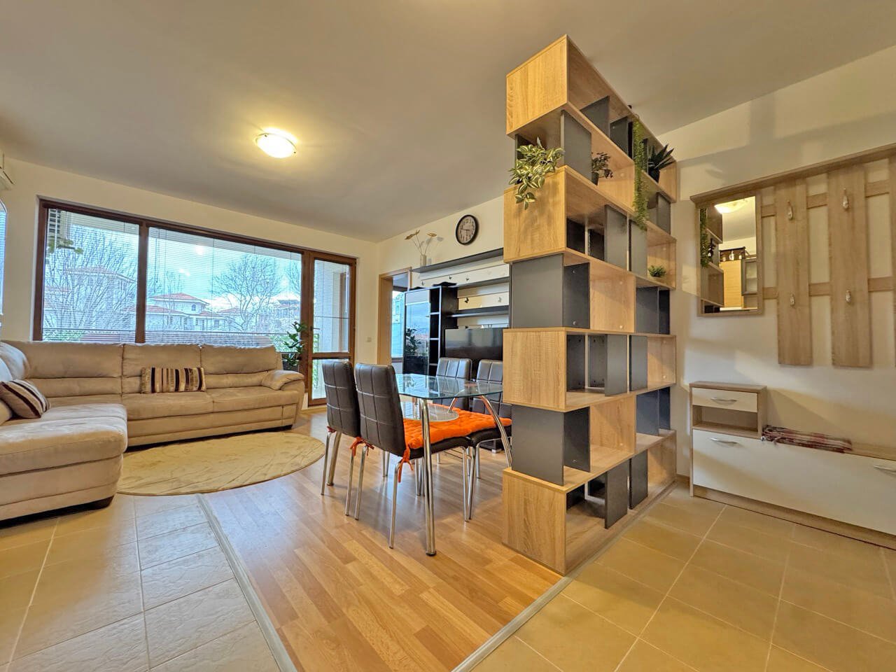 Dwupokojowe mieszkanie z widokiem na basen w kompleksie Diamond Bay, Słoneczny Brzeg, Bułgaria.