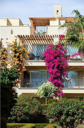 Trzypokojowe mieszkanie z ogrodem w Veranda Sahl Hasheesh – oaza spokoju, zaledwie kilka kroków od morza