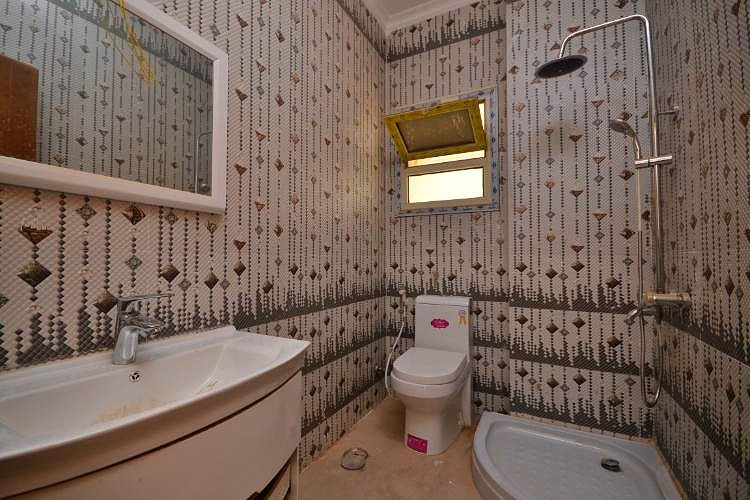 Hojne 3+1-pokojowe mieszkanie w sercu El Kawther, 400 metrów od plaży – wyjątkowa oferta w Hurghadzie.