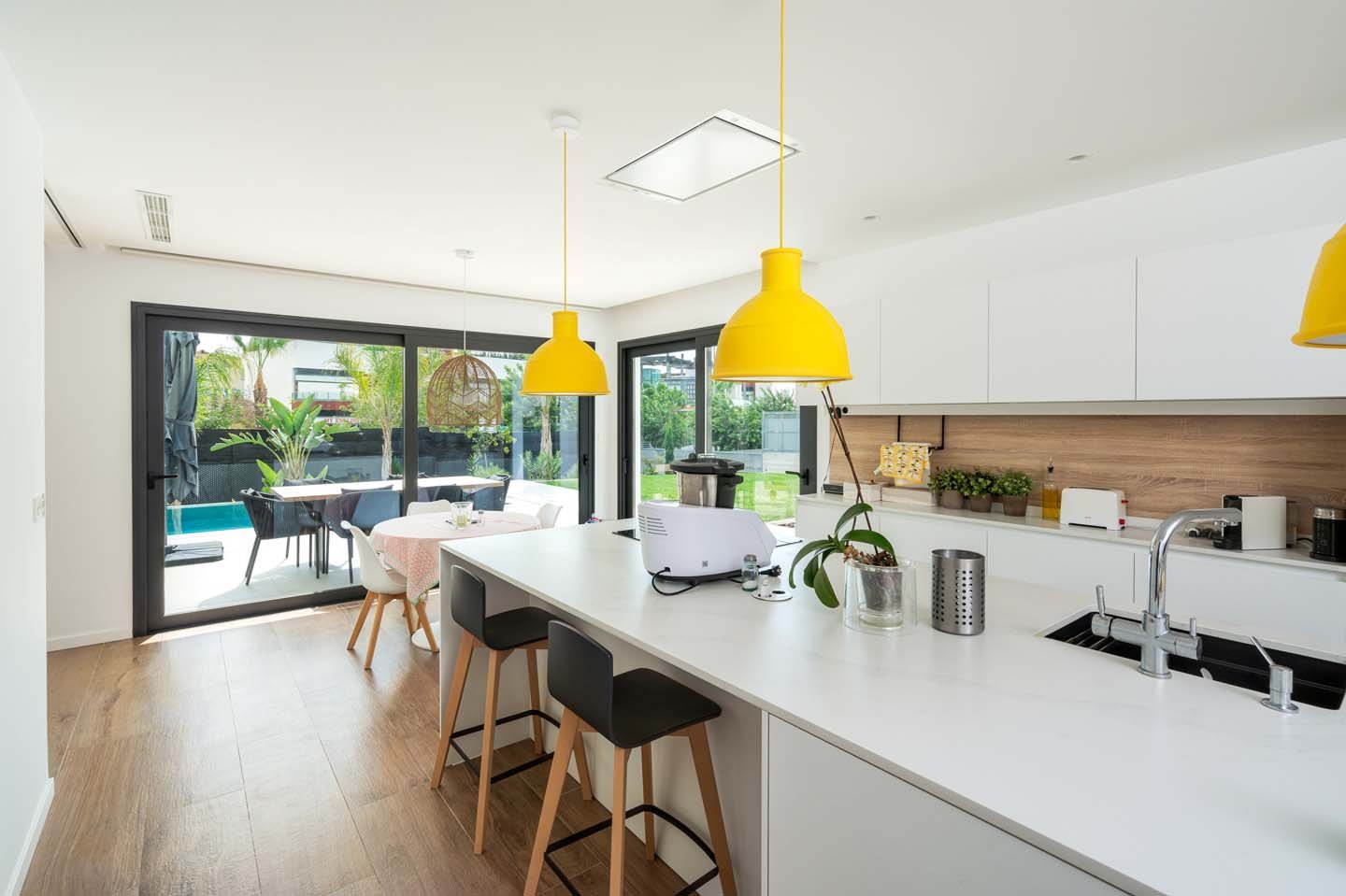 Nowoczesne domy rodzinne z prywatnym basenem i ogrodem, Molina de Segura