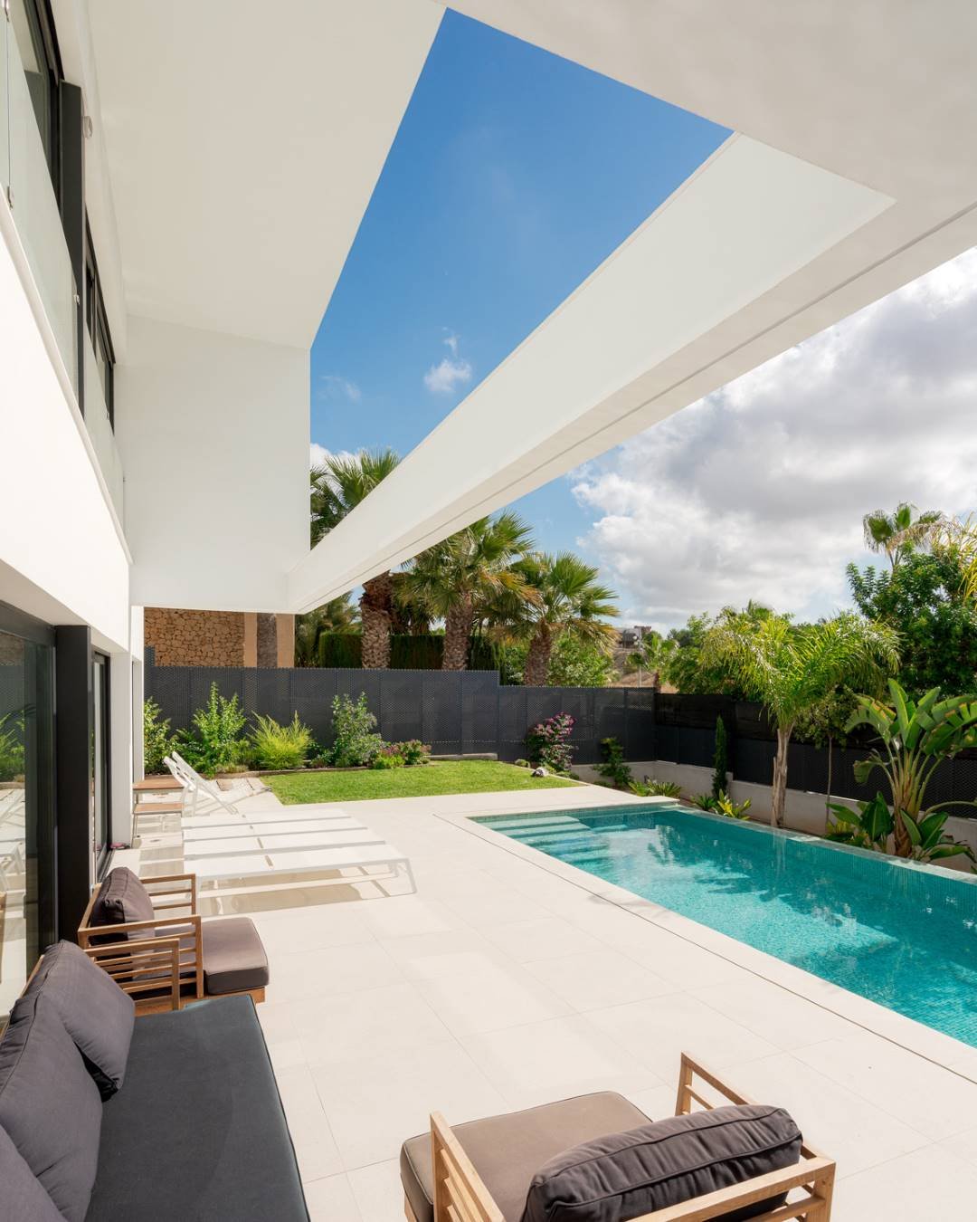 Nowoczesne domy rodzinne z prywatnym basenem i ogrodem, Molina de Segura