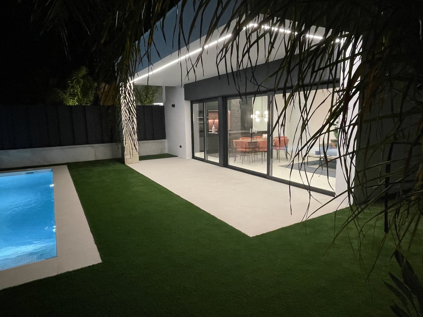 Nowoczesne domy rodzinne z prywatnym basenem i ogrodem, Molina de Segura