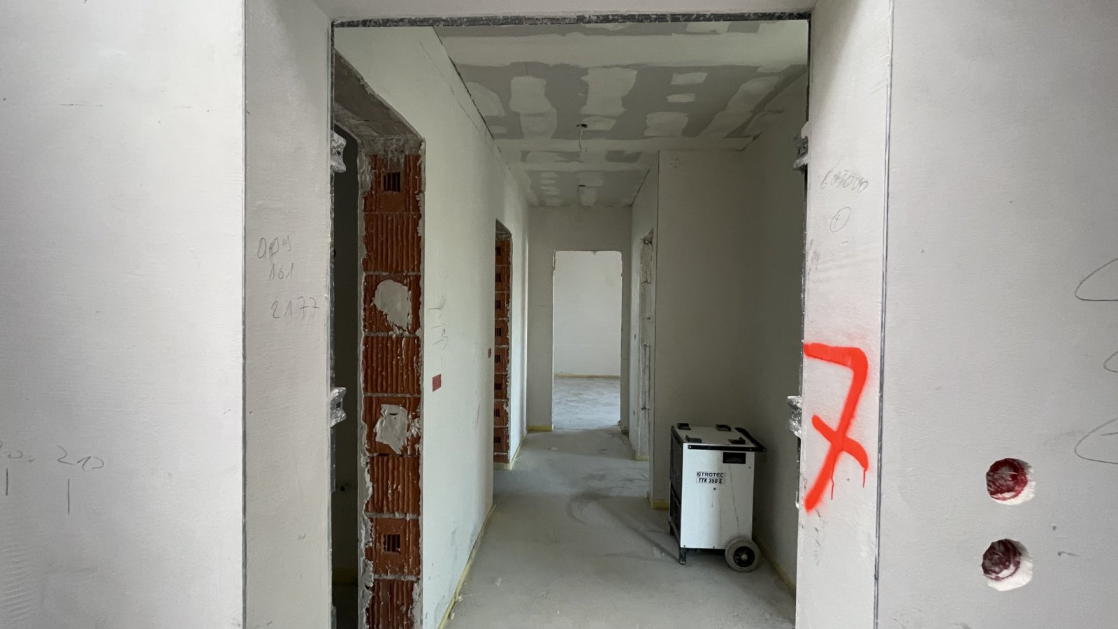 Luksusowy apartament z tarasem i widokiem na morze, 50 m od plaży, Vodice