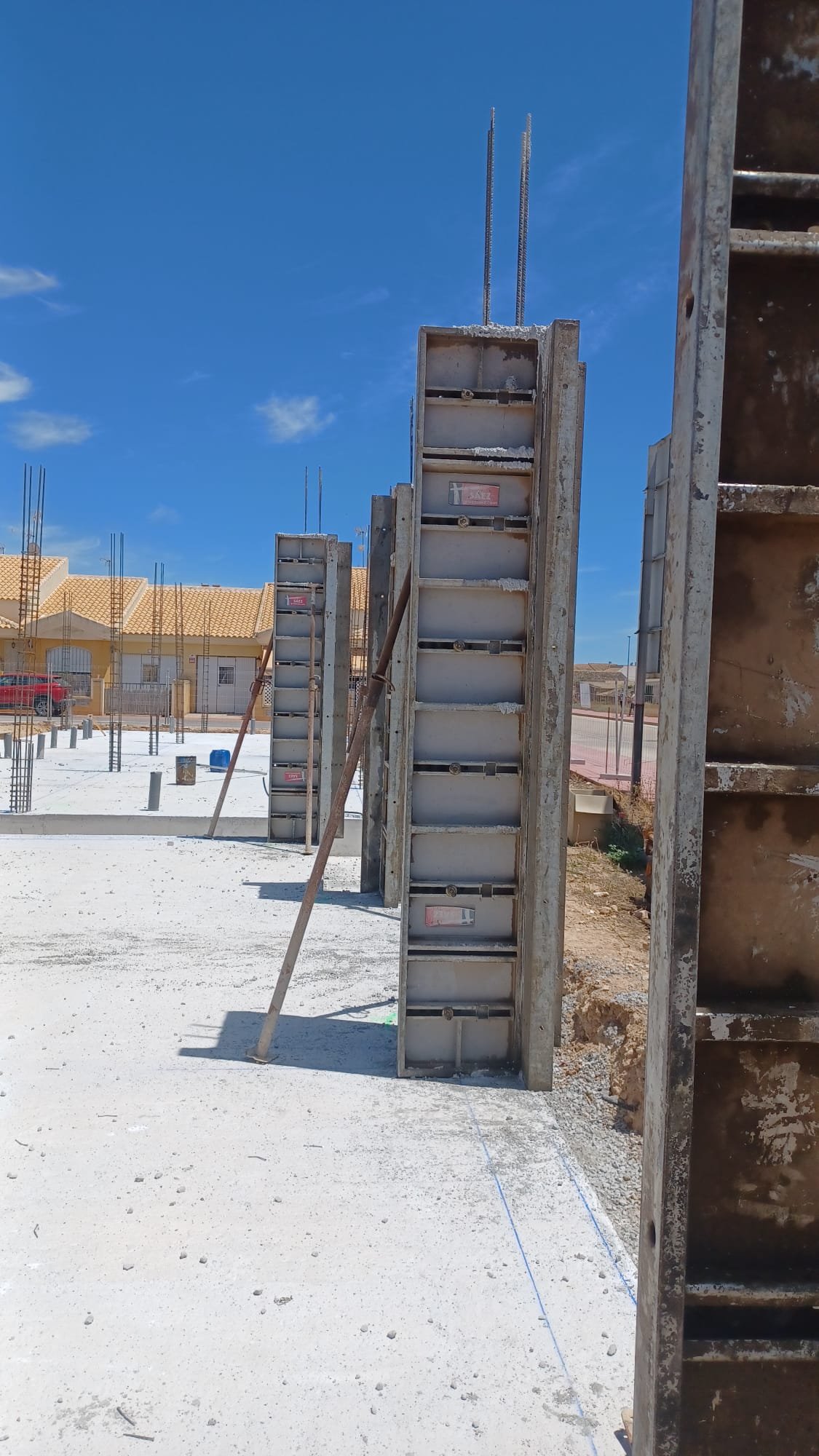 Nowoczesne domy wolnostojące, prywatny basen i ogród, Roldán