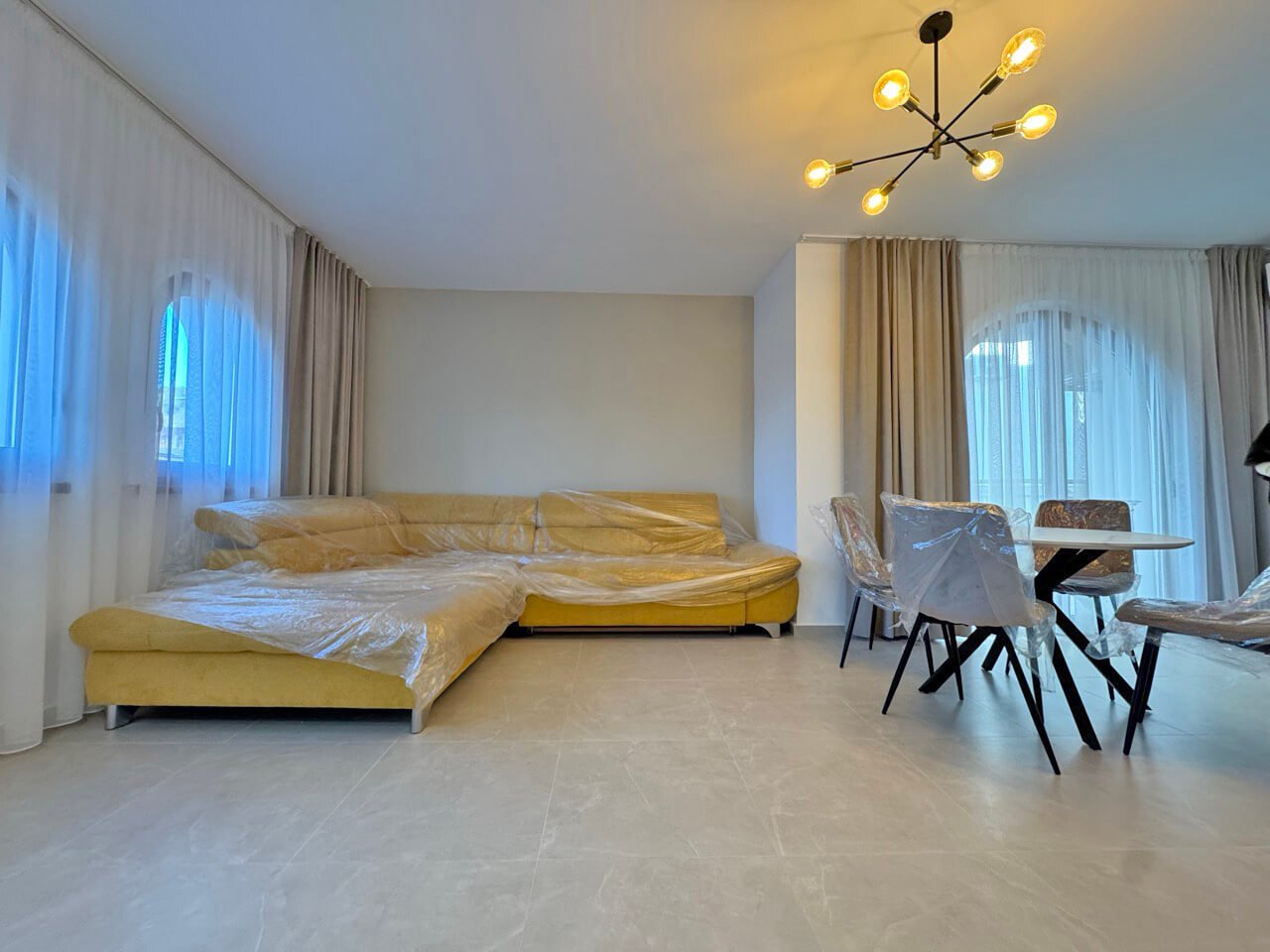 Dwupokojowe mieszkanie w kompleksie Grand Village, Kosharitsa, Bułgaria