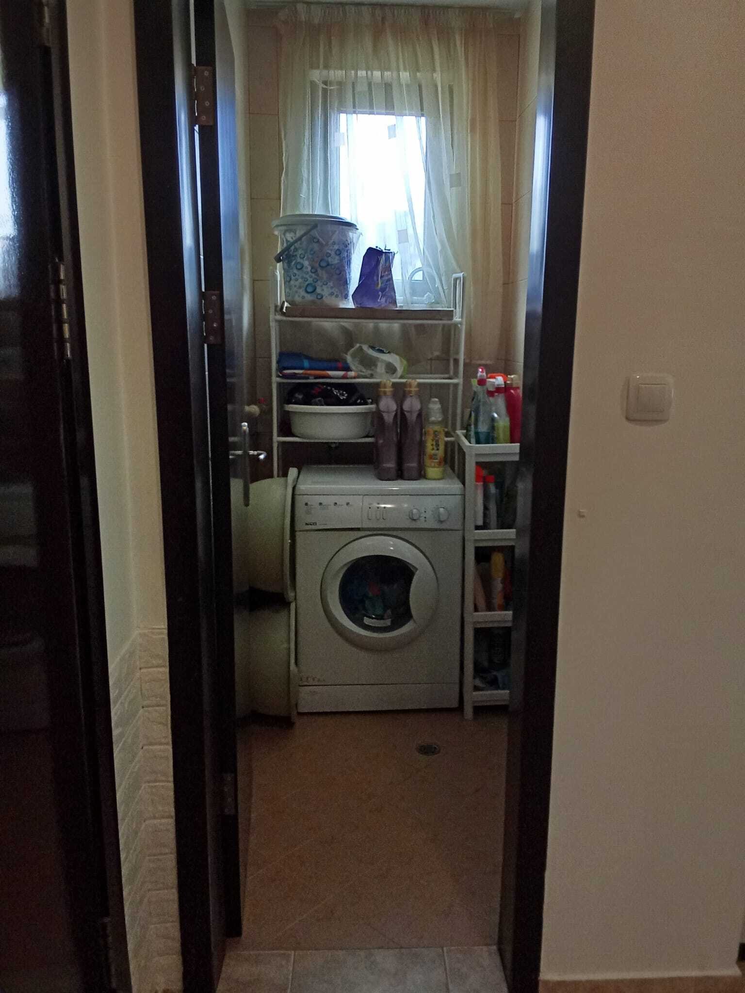 Szeregowiec na osiedlu willowym Cholakova Cheshma Kosharitsa, Bułgaria