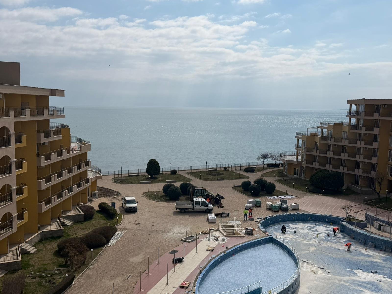 Penthouse z widokiem na morze w Midia Resort Aheloy