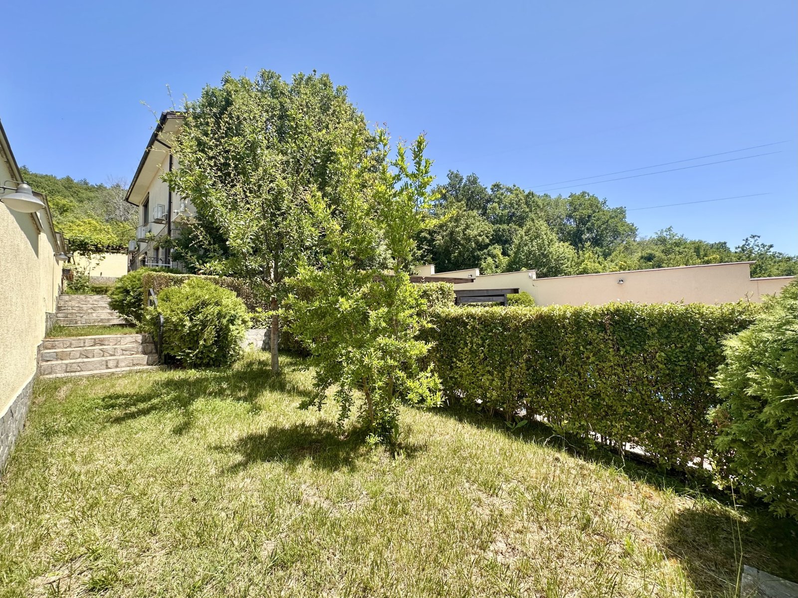 Dom jednorodzinny z garażem, basenem i widokiem na morze w Kosharitsa, Bułgaria