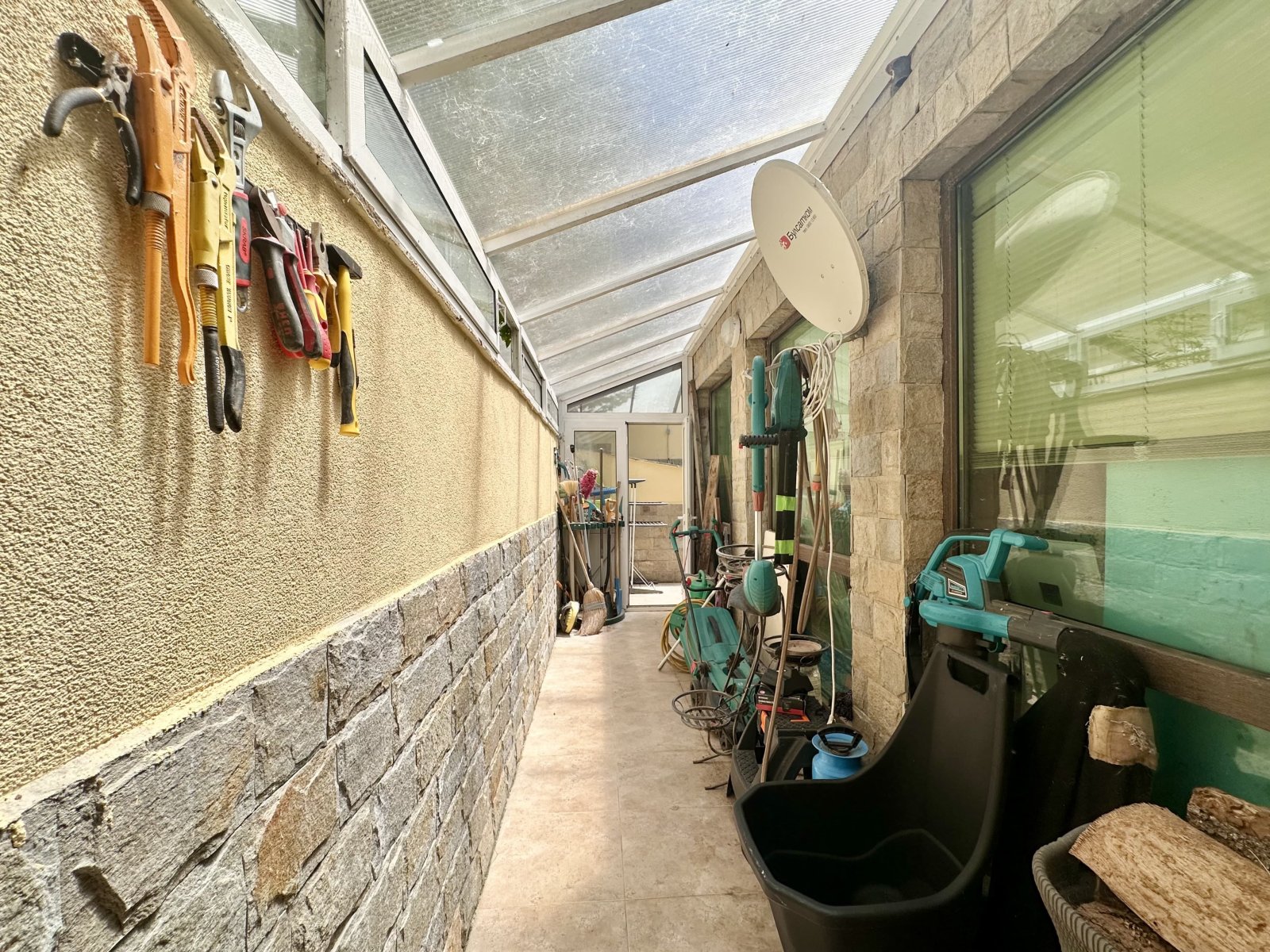 Dom jednorodzinny z garażem, basenem i widokiem na morze w Kosharitsa, Bułgaria