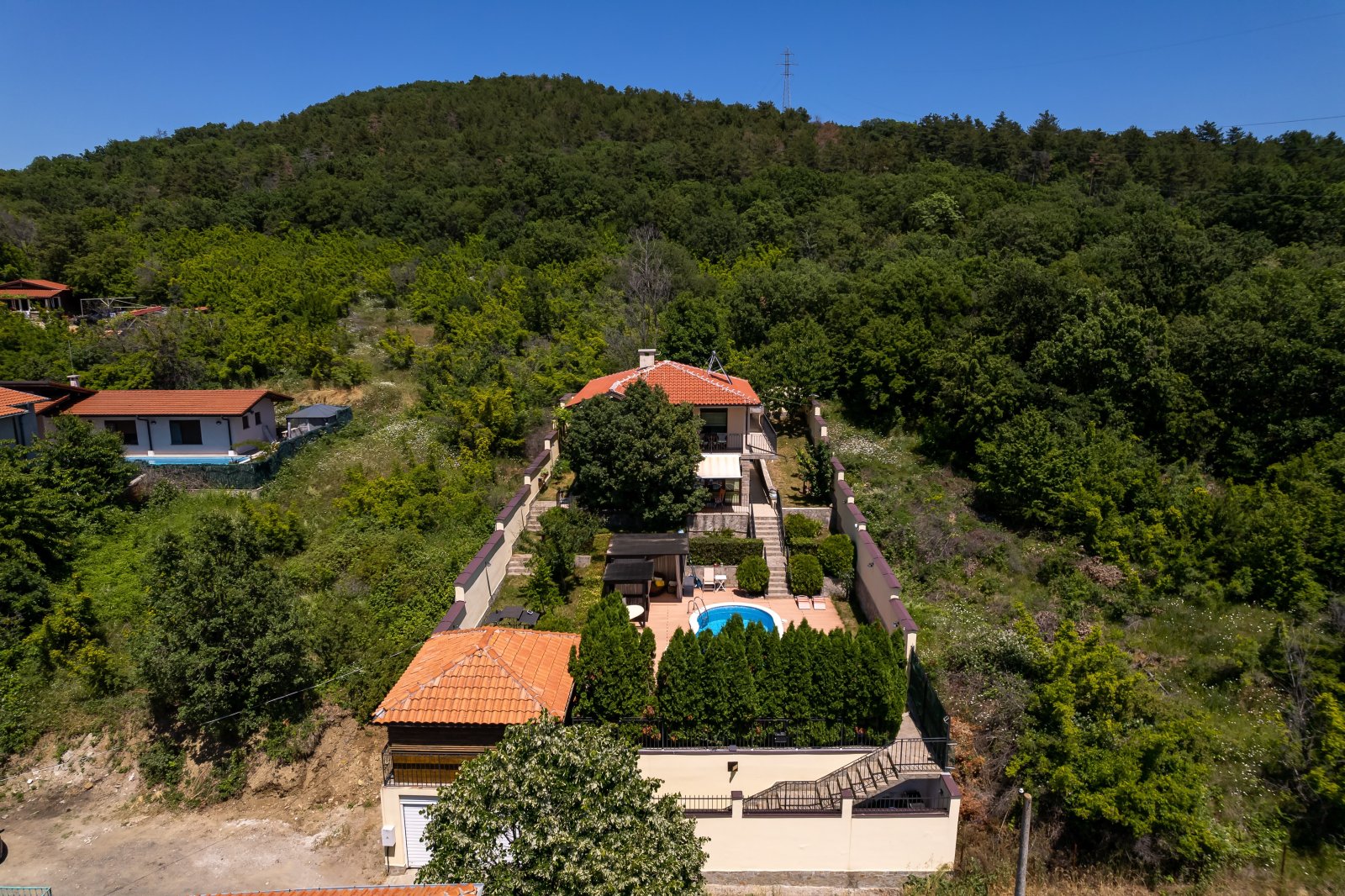 Dom jednorodzinny z garażem, basenem i widokiem na morze w Kosharitsa, Bułgaria