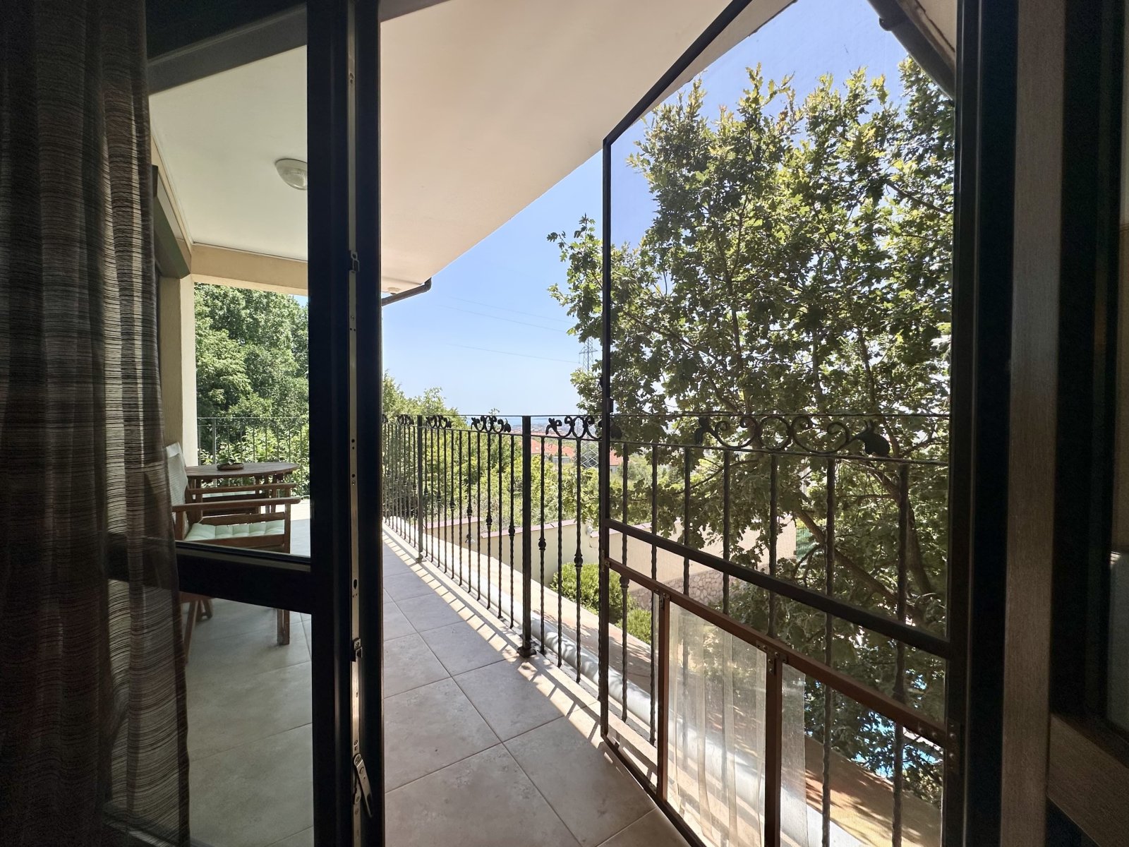 Dom jednorodzinny z garażem, basenem i widokiem na morze w Kosharitsa, Bułgaria