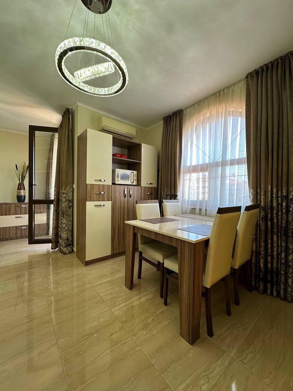 Dwupokojowe mieszkanie z widokiem na basen w kompleksie Esteban, Nessebar, Bułgaria