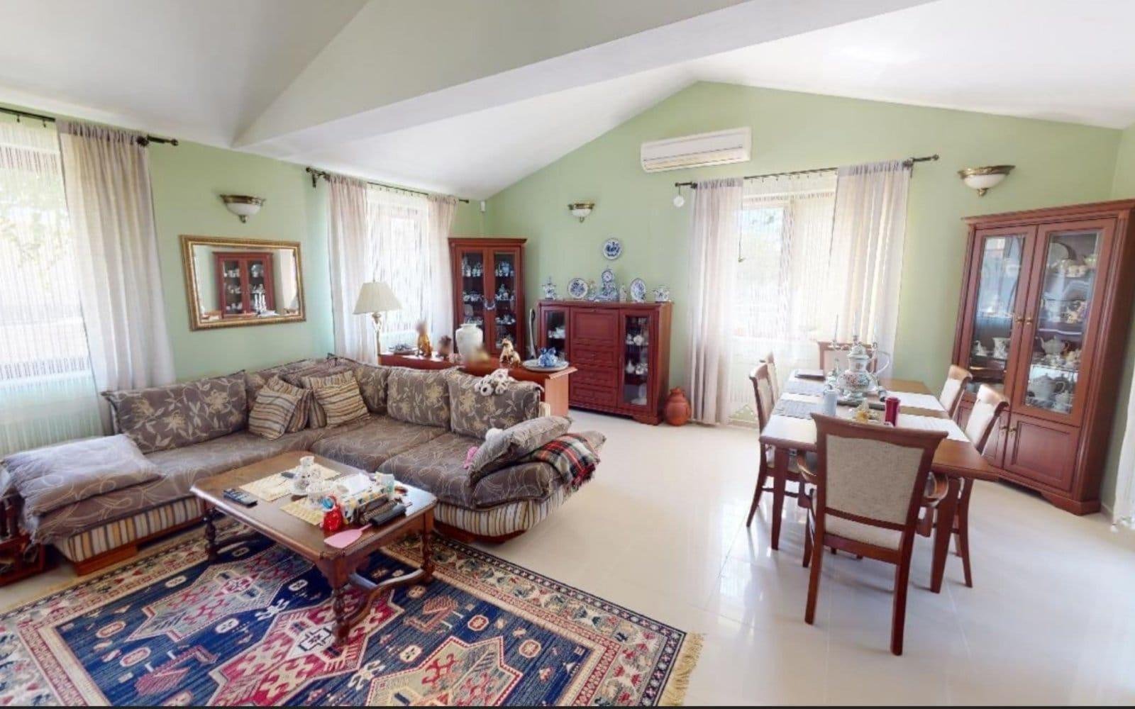 Luksusowa willa z prywatnym basenem i widokiem na góry w Kosharitsa | 262 m² | €404 250