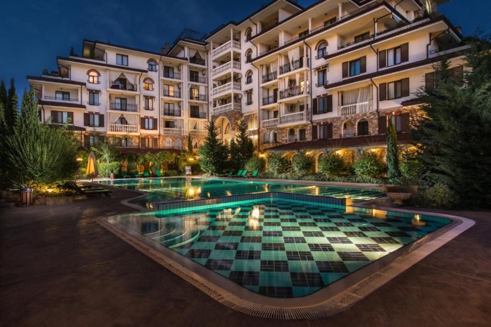 Dwupokojowe mieszkanie w kompleksie „Esteban” w Nessebar