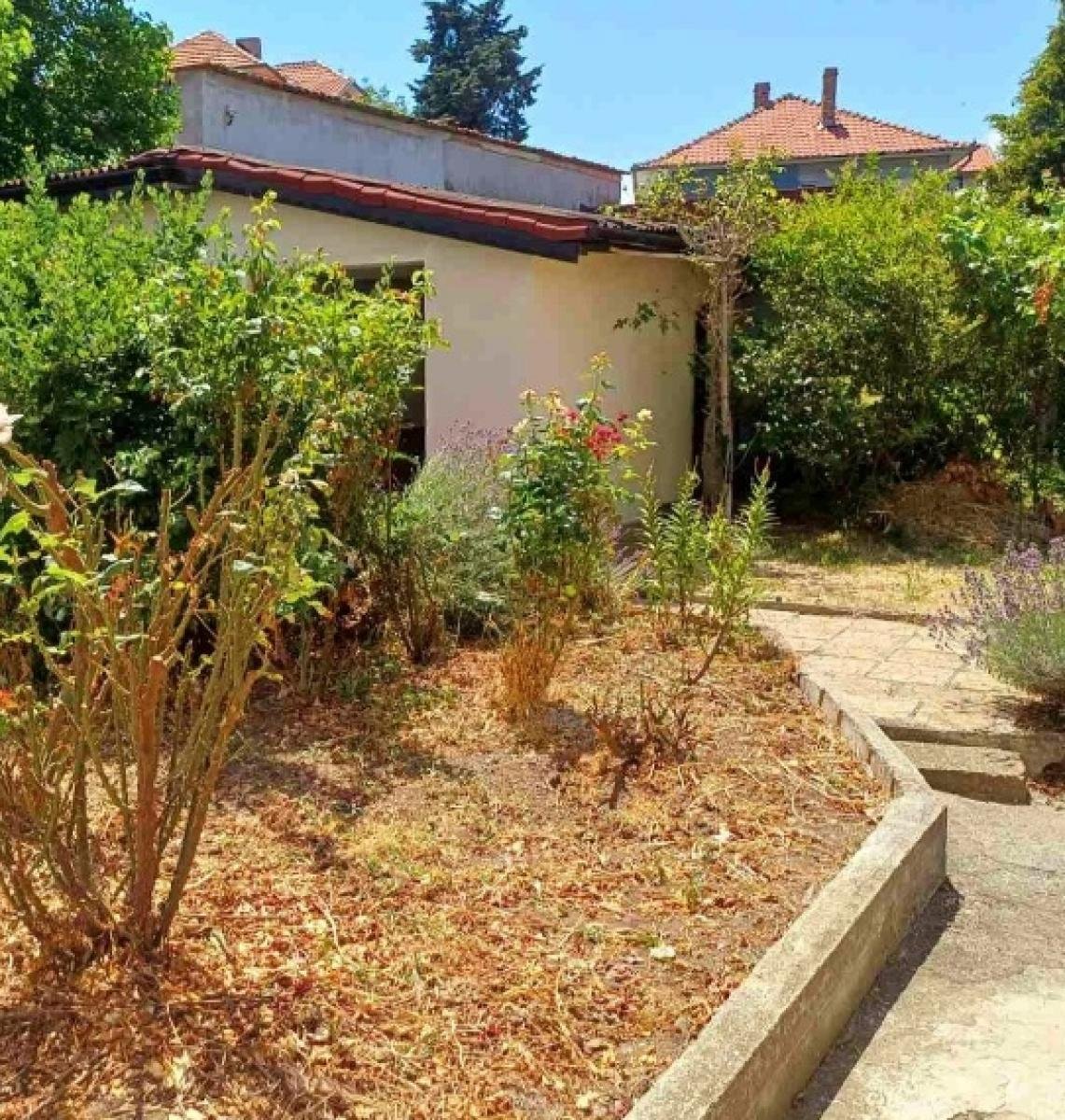 Duży dom inwestycyjny blisko plaży w Chernomorets | 210 m² | 201 600 €