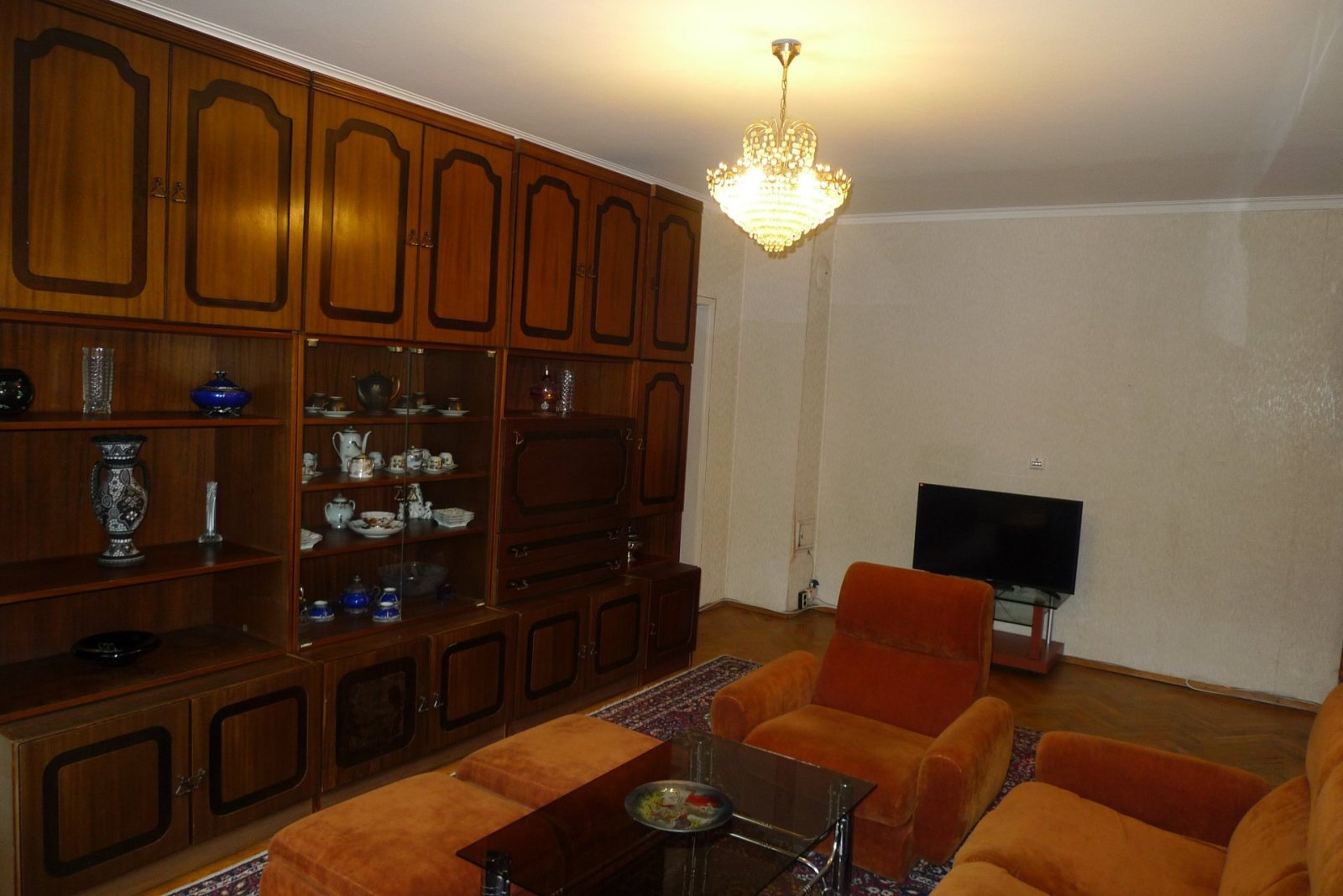 Mieszkanie czteropokojowe w pobliżu metra w Mladost 1 | 108 m²