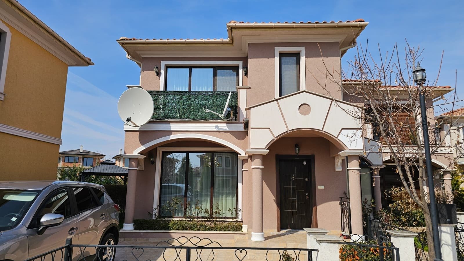 Dom jednorodzinny w kompleksie Victoria Lake Nord Pomorie, Bułgaria