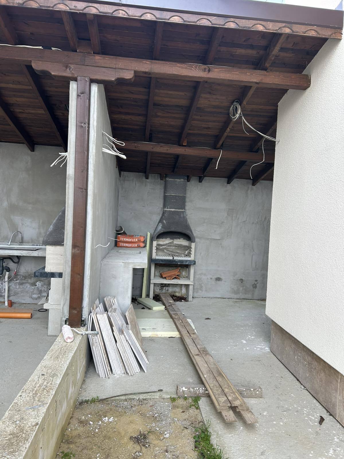 Nowoczesna dwupiętrowa nowa willa z ogrodem w Byali – tylko kilka minut od morza