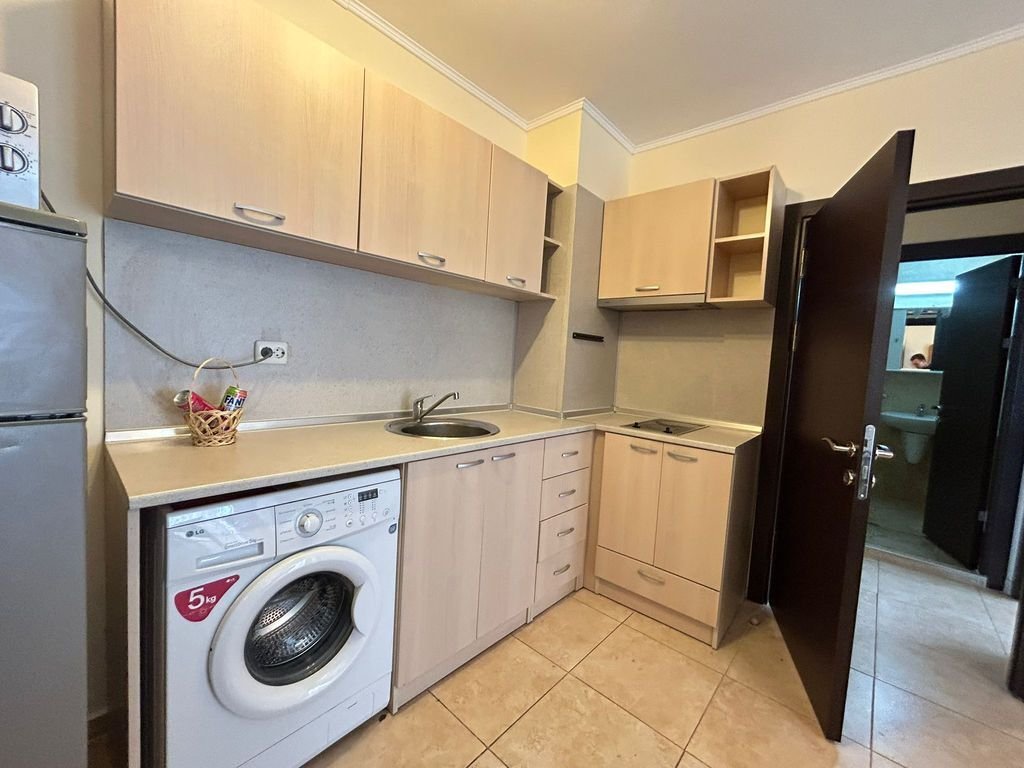 Apartament 3-pokojowy w Apollon 6 w Ravdzie, Bułgaria