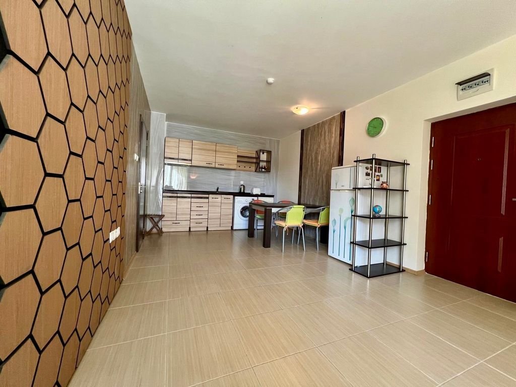 Mieszkanie z 3 pokojami w Apollon 7 w Ravdzie, Bułgaria