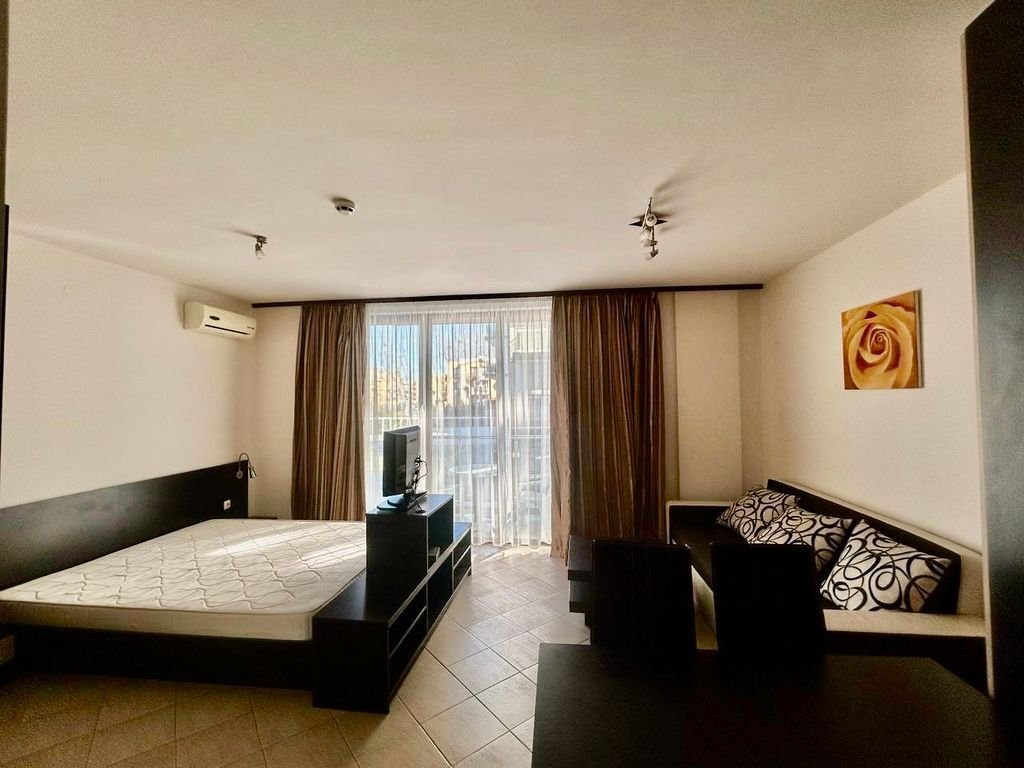 Studio im Tarsis 1 Komplex am Sonnenstrand in Bulgarien  
Studio w kompleksie Tarsis 1 na Plaży Słonecznej w Bułgarii