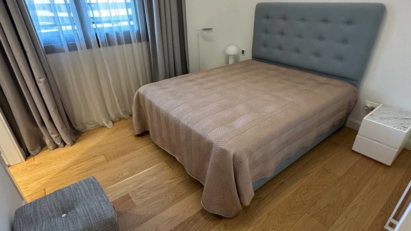 Stylowy apartament z czterema sypialniami, kilka kroków od plaży (Potamos Germasogeia), Limassol