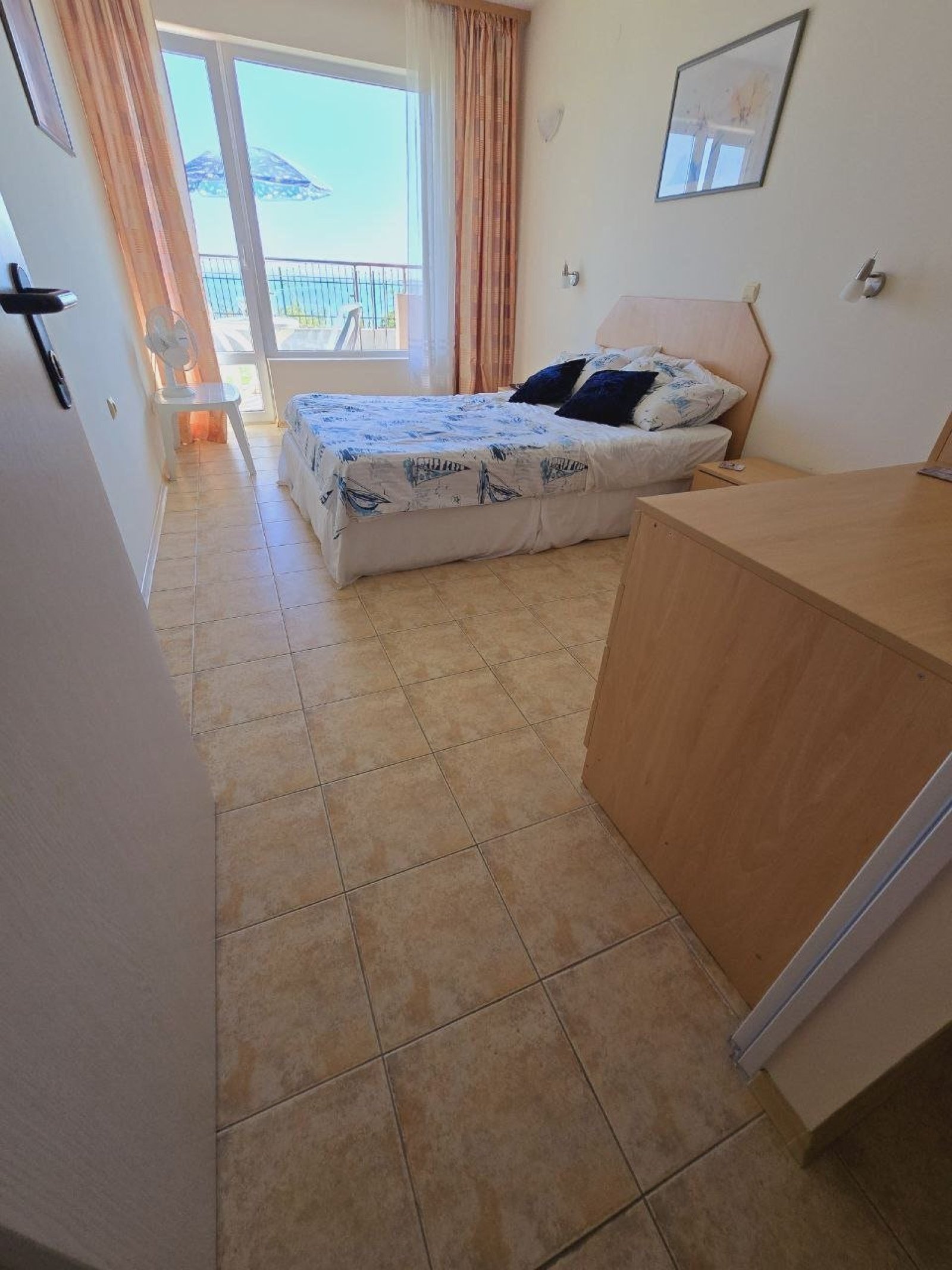 Kompleks Coral Beach – elegancki apartament z luksusowym widokiem na morze, w pierwszej linii brzegowej w Sveti Vlas, Bułgaria.