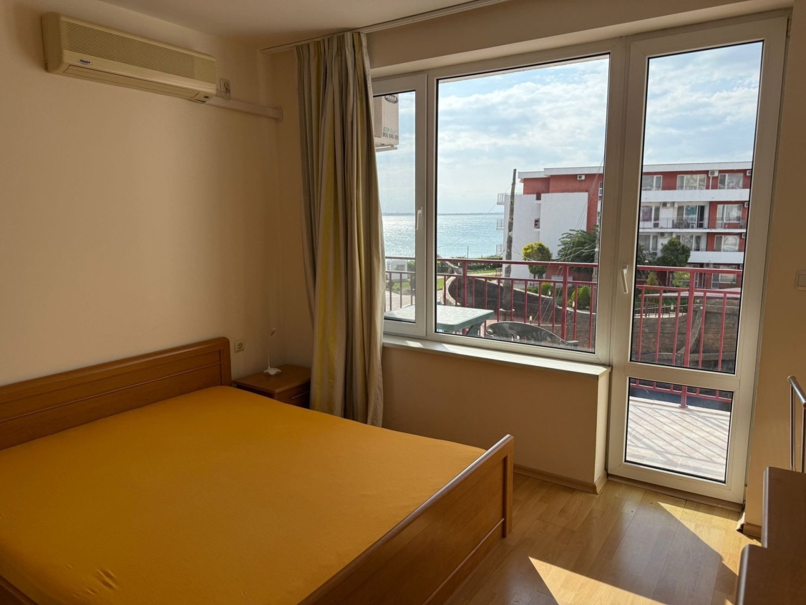 Ekskluzywne 3-pokojowe mieszkanie z częścią kuchenną i widokiem na morze, 104 m², Privilege Fort, Sweti Wlas, Bułgaria.