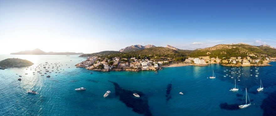 Stylowy apartament z tarasem i solarium 100 m od plaży San Telmo na Majorce