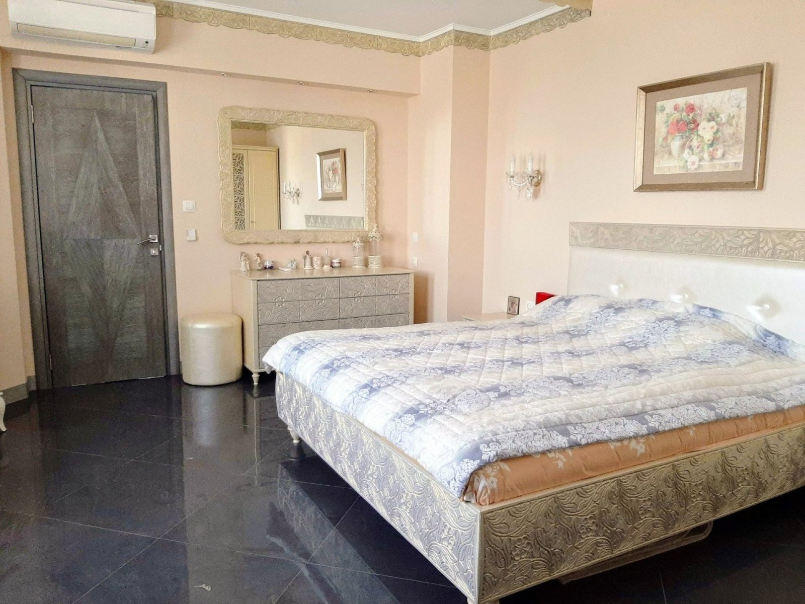 Unikalny, luksusowy apartament typu maisonette z 4 sypialniami, tylko 300 m od plaży, w kompleksie Esteban w Nessebarze, Bułgaria.