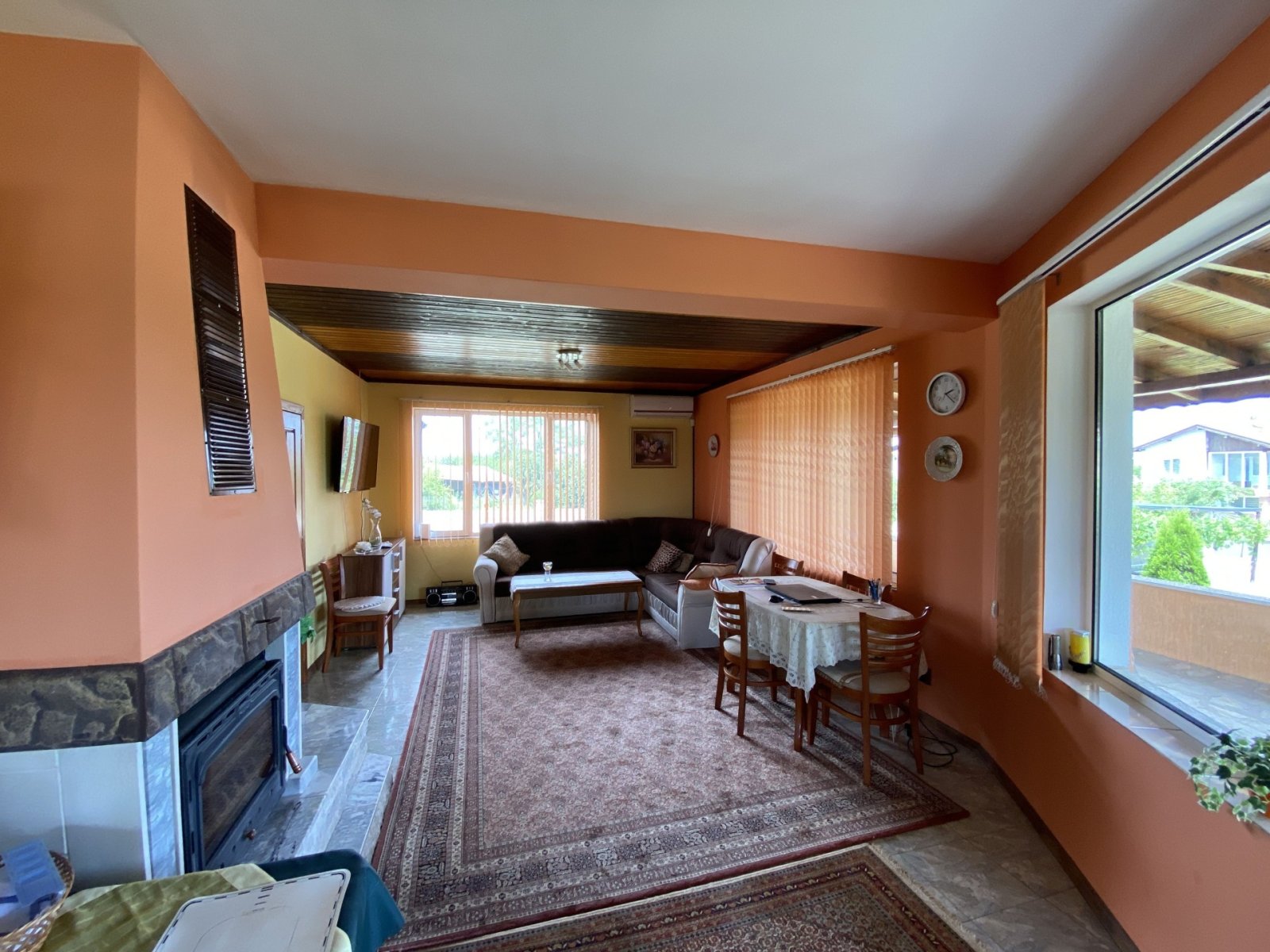 Dom jednorodzinny z basenem i ogrodem w wiosce Slaveevo, Dobricze, Bułgaria