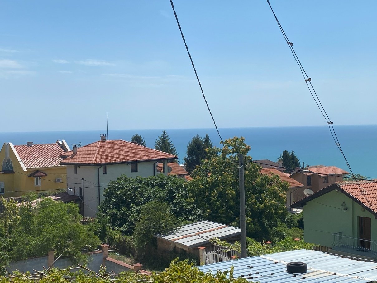 2 bliźniacze domy w Balchik z widokiem na morze