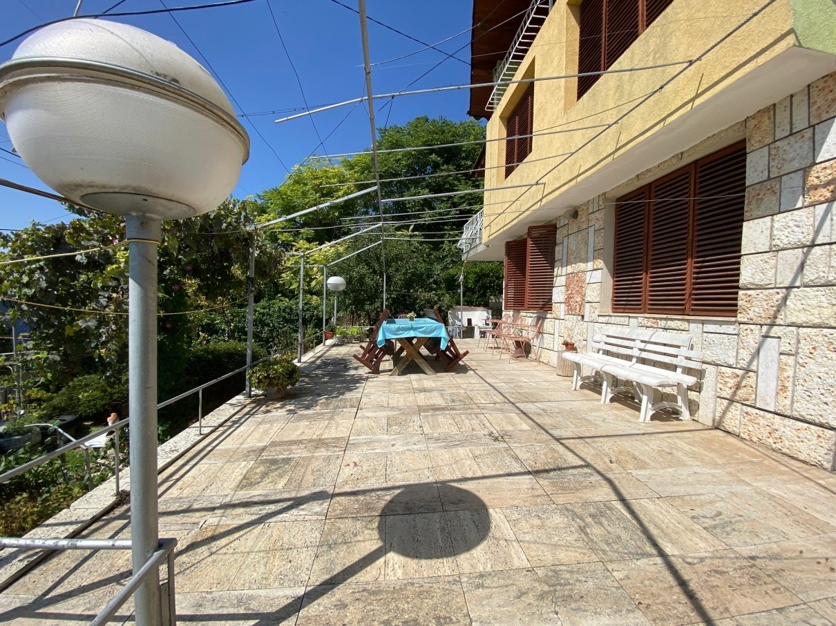 2 bliźniacze domy w Balchik z widokiem na morze