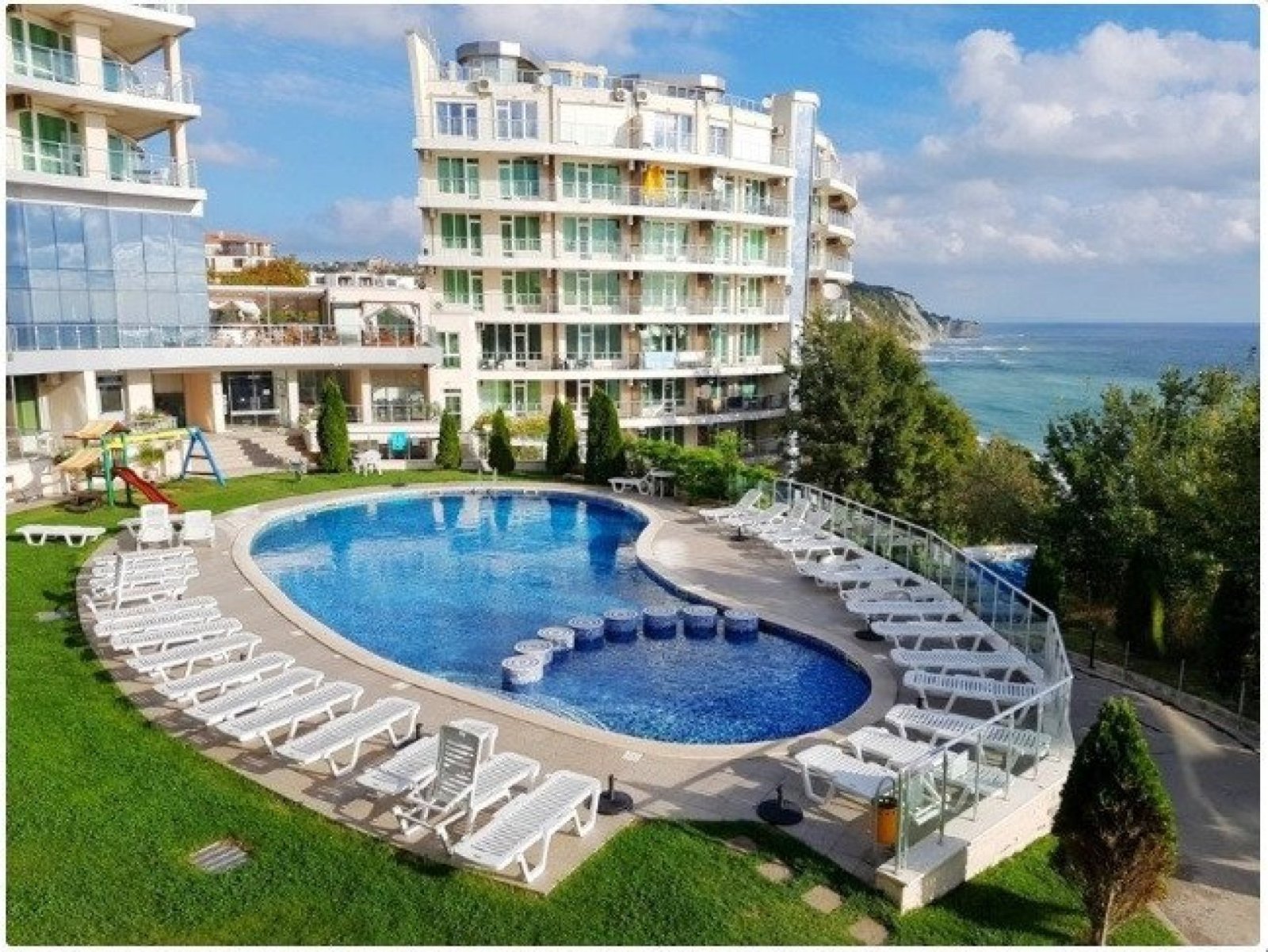 Bilo: 3-pokojowe mieszkanie z widokiem na morze, dwoma łazienkami, bezpośrednio przy plaży – kompleks Silver Beach, Byala, Bułgaria 